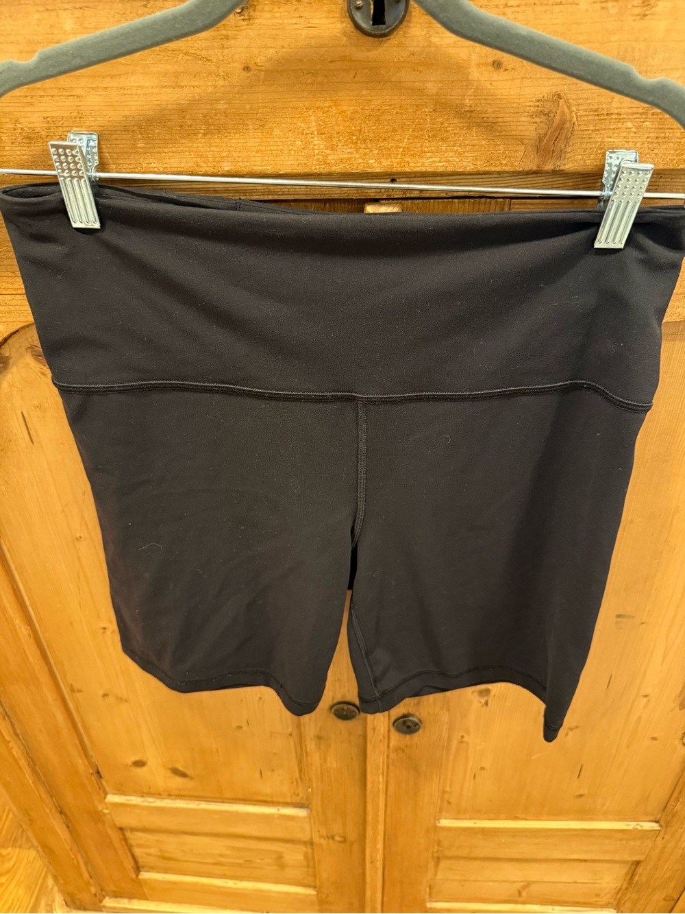 Athleta Ultra High Rise elation 7 inch short